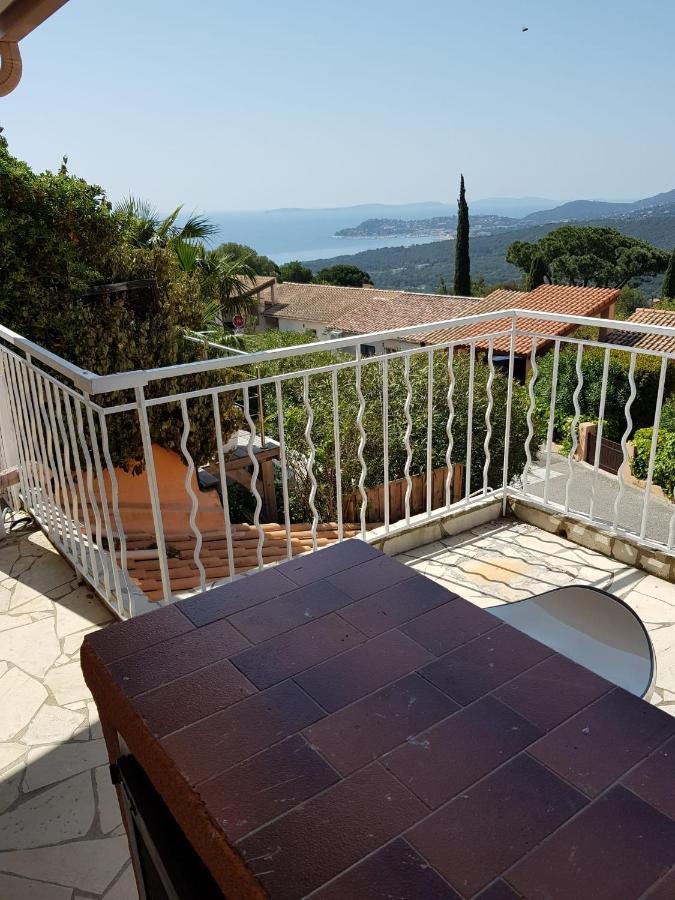 Villa Mit Grossartigem Panoramablick Auf Das Meer Und Direkt Am Pool La Croix-Valmer Ngoại thất bức ảnh